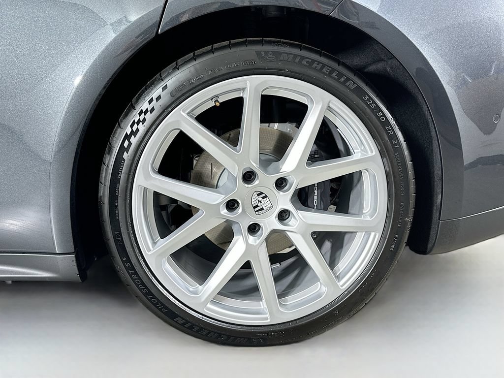 New 2026 Porsche Panamera RWD image 33