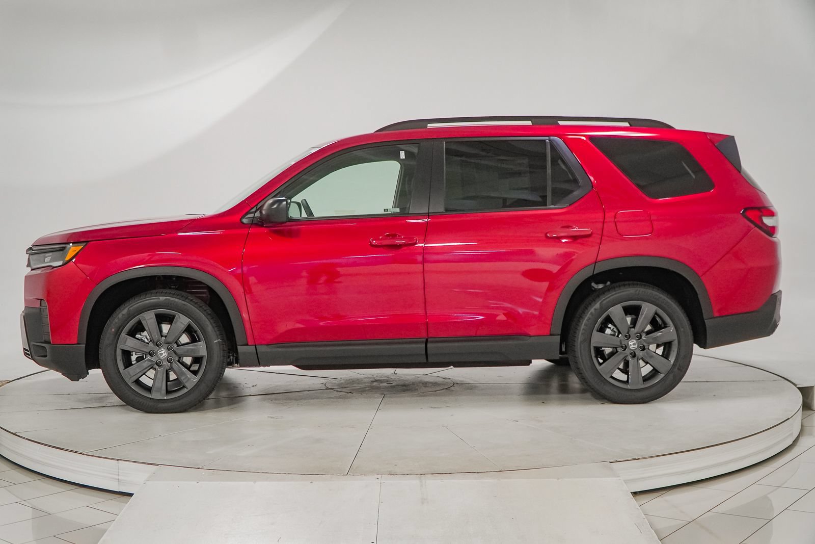 New 2026 Honda Pilot Sport image 6