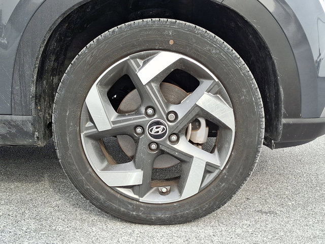 Used 2023 Hyundai Venue SEL image 8