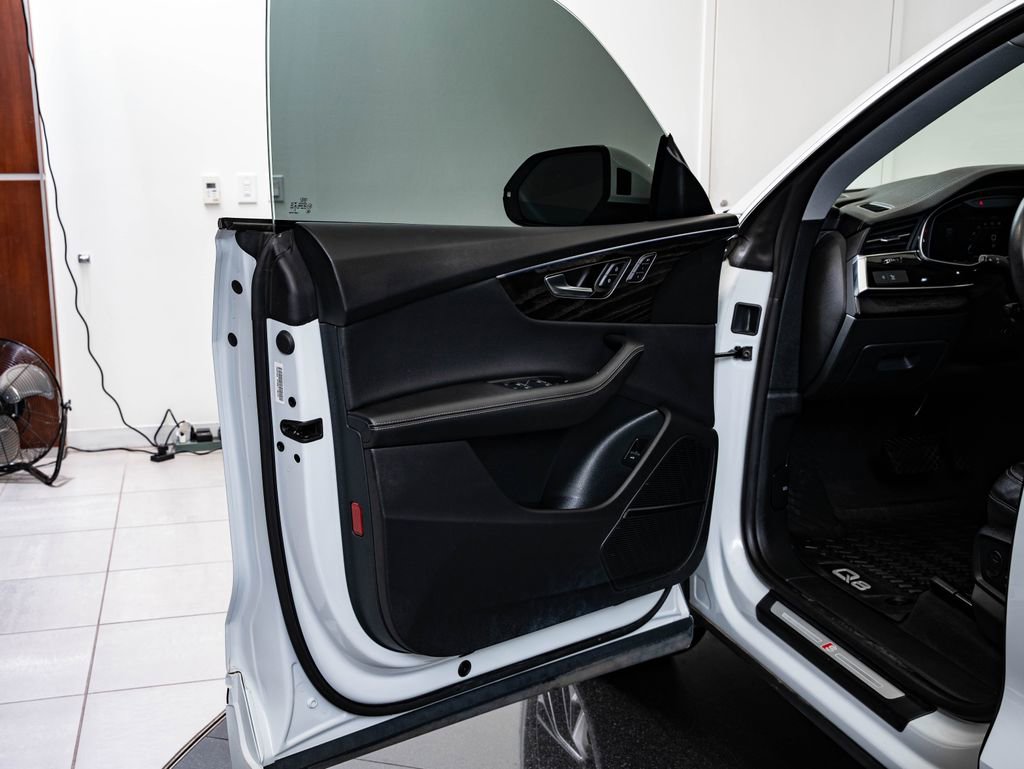 Used 2023 Audi Q8 Premium Plus w/ Premium Plus Package image 28