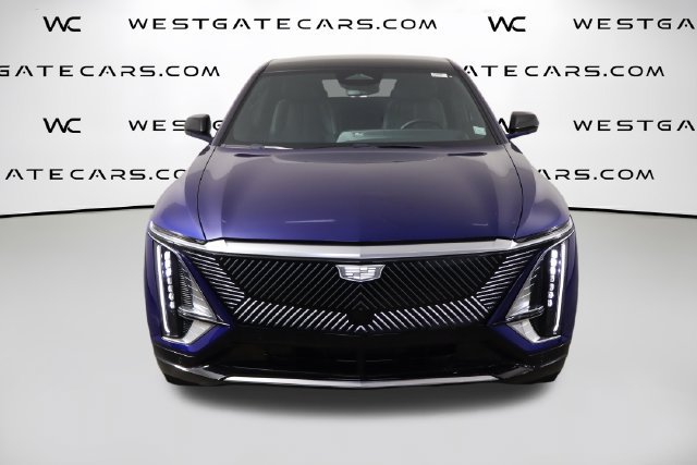 Used 2024 Cadillac Lyriq Tech RWD image 2