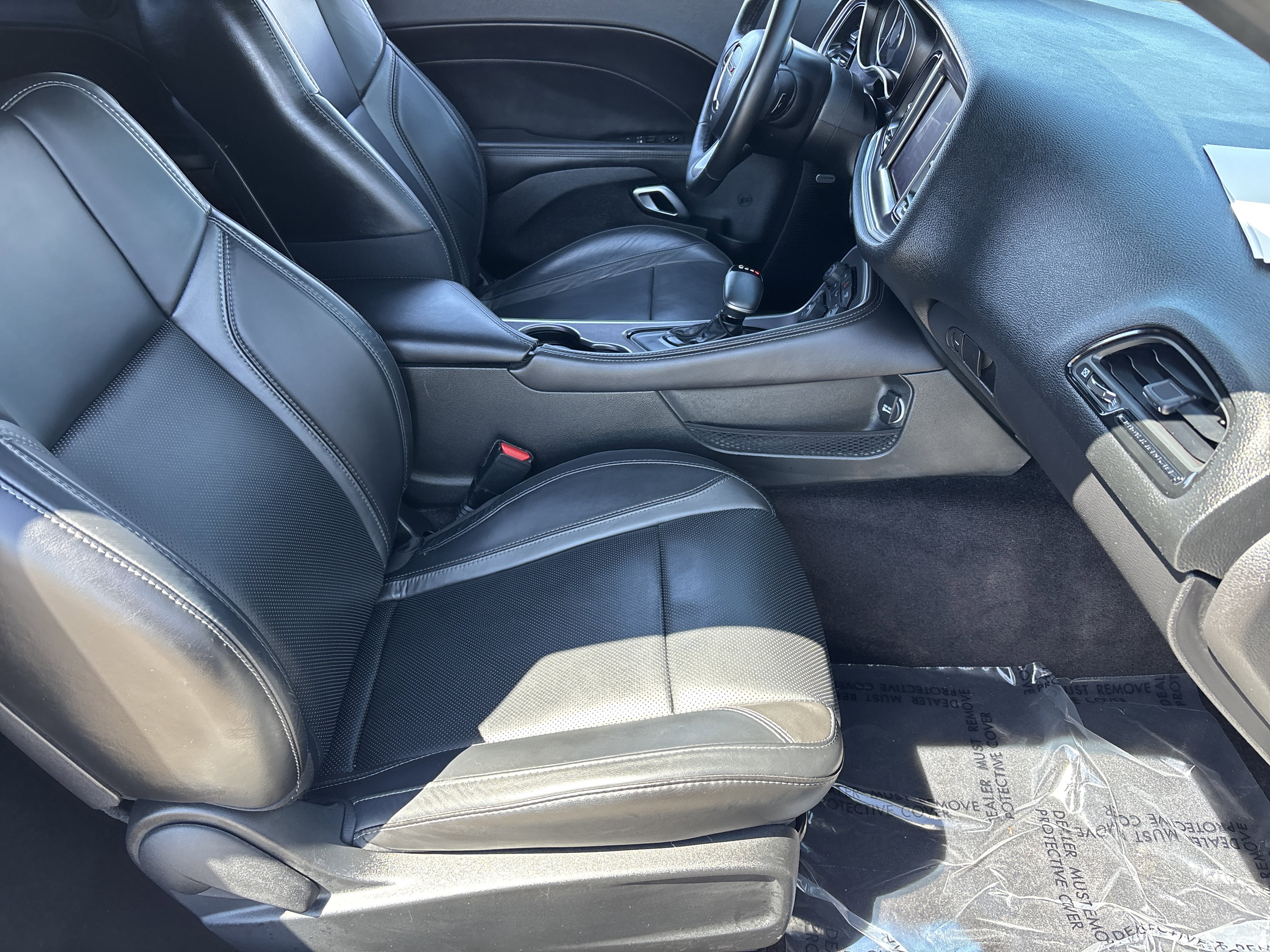 Used 2019 Dodge Challenger SXT w/ Plus Package RWD image 10