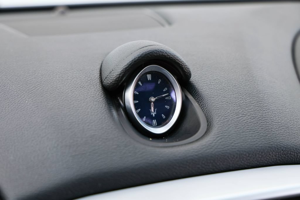 Used 2015 Maserati Ghibli RWD image 13