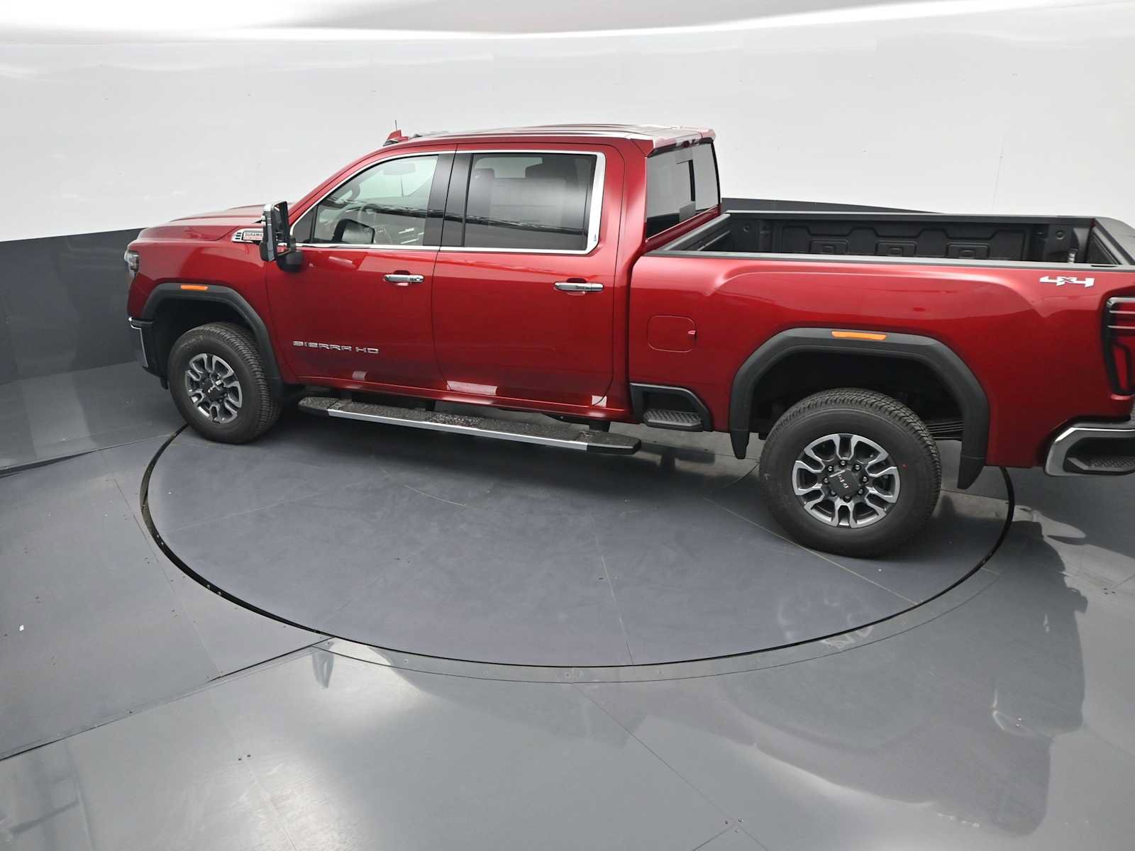New 2026 GMC Sierra 2500 SLT w/ SLT Premium Package AWD/4WD image 26