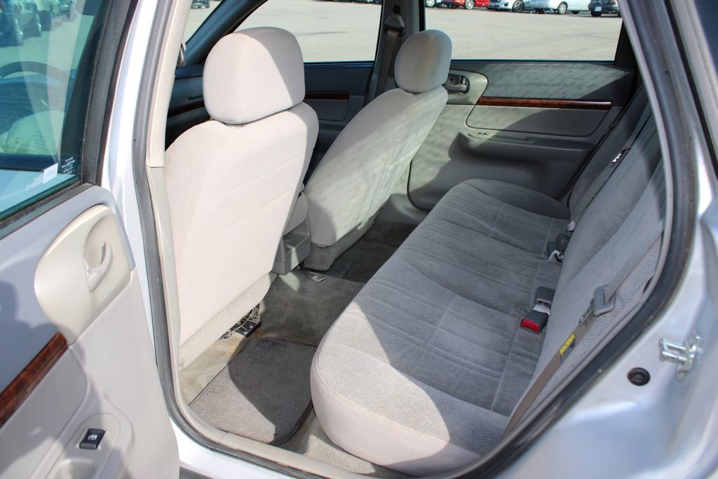 Used 2004 Chevrolet Impala image 10