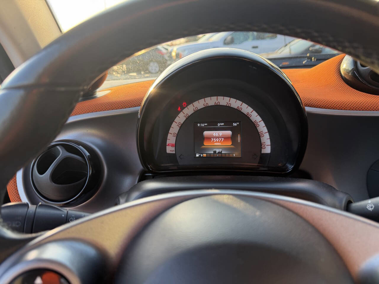 Used 2016 smart fortwo passion image 27