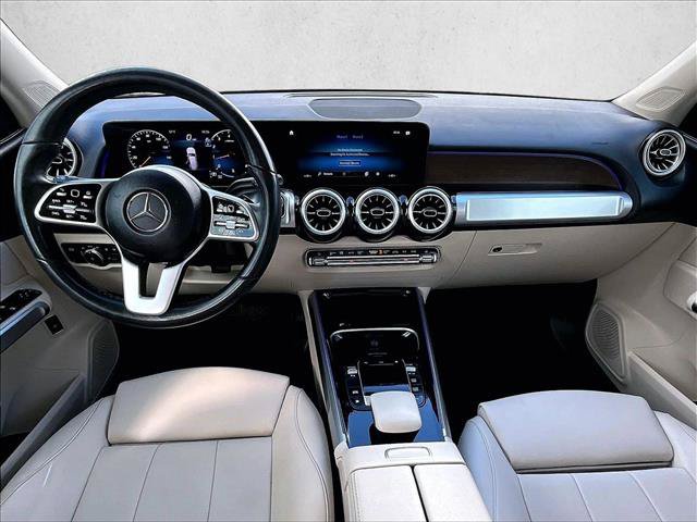 Used 2023 Mercedes-Benz C 300 Cabriolet image 15