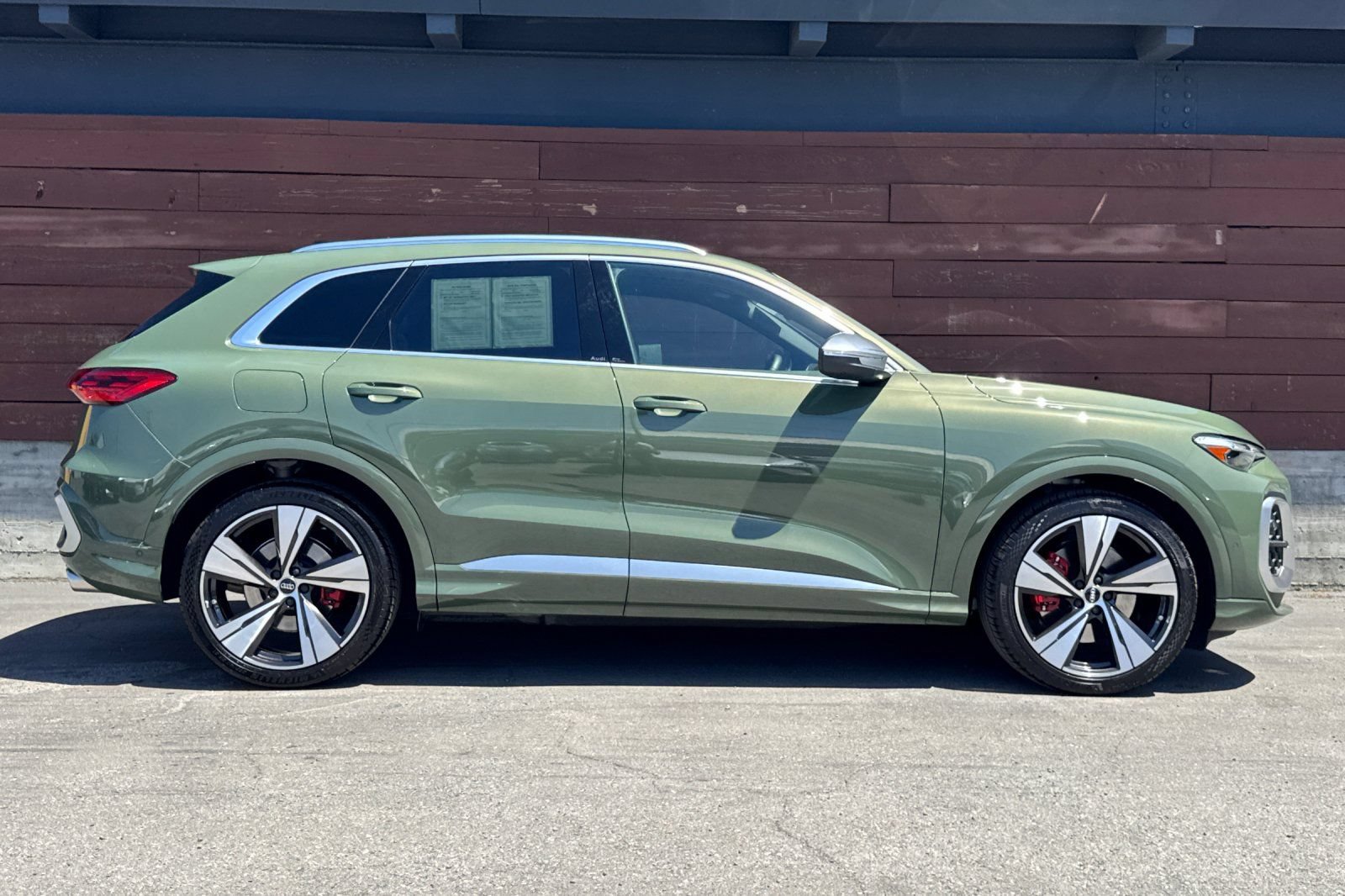 Used 2025 Audi SQ5 Premium Plus AWD/4WD image 8