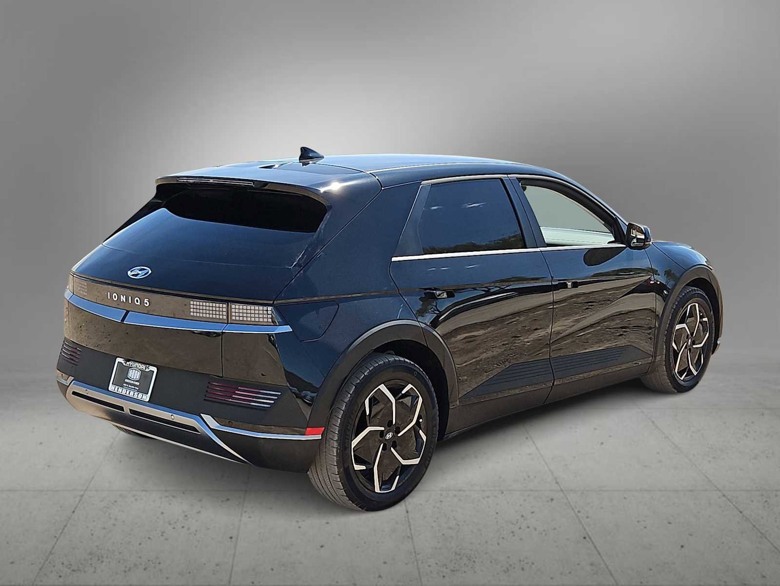 Certified 2024 Hyundai Ioniq 5 SEL image 8