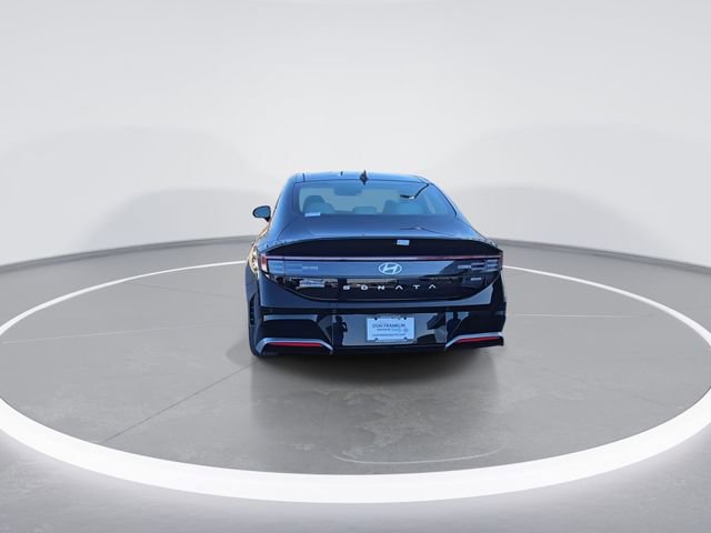 New 2025 Hyundai Sonata Limited image 8