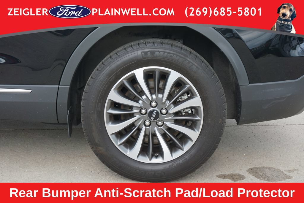 Used 2022 Lincoln Nautilus AWD w/ Premium Package image 9