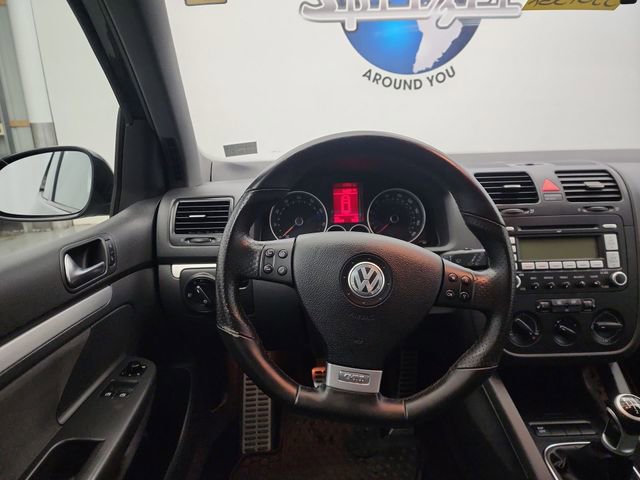 Used 2009 Volkswagen GTI 2-Door image 15