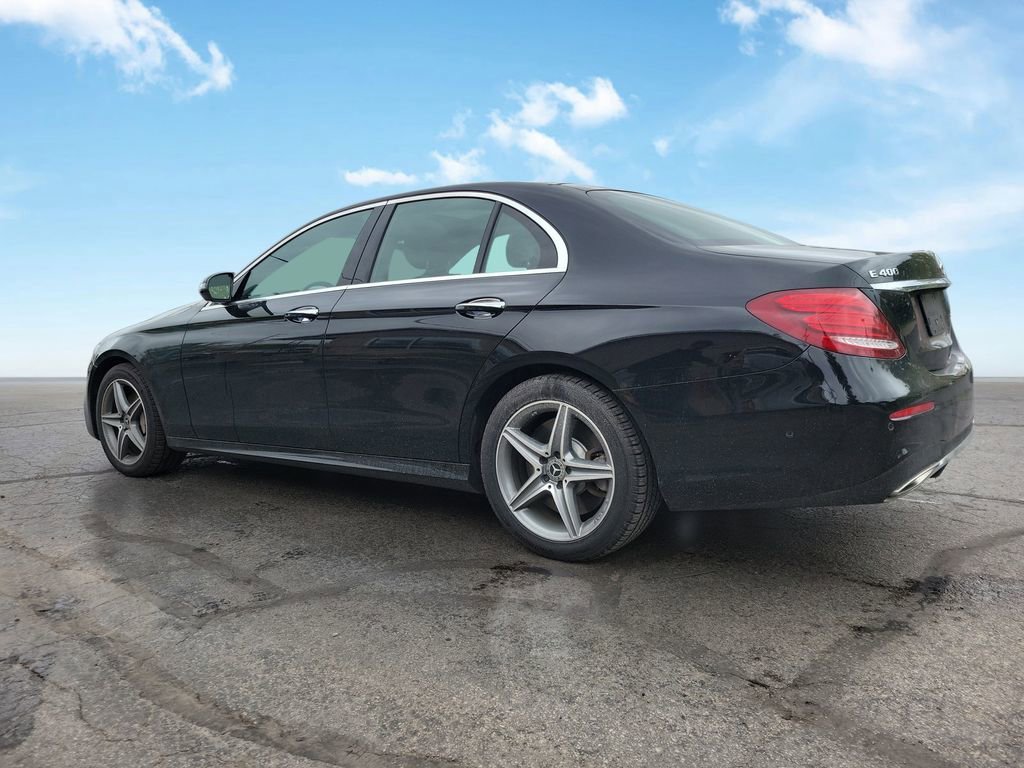Used 2018 Mercedes-Benz E 400 4MATIC Sedan image 3