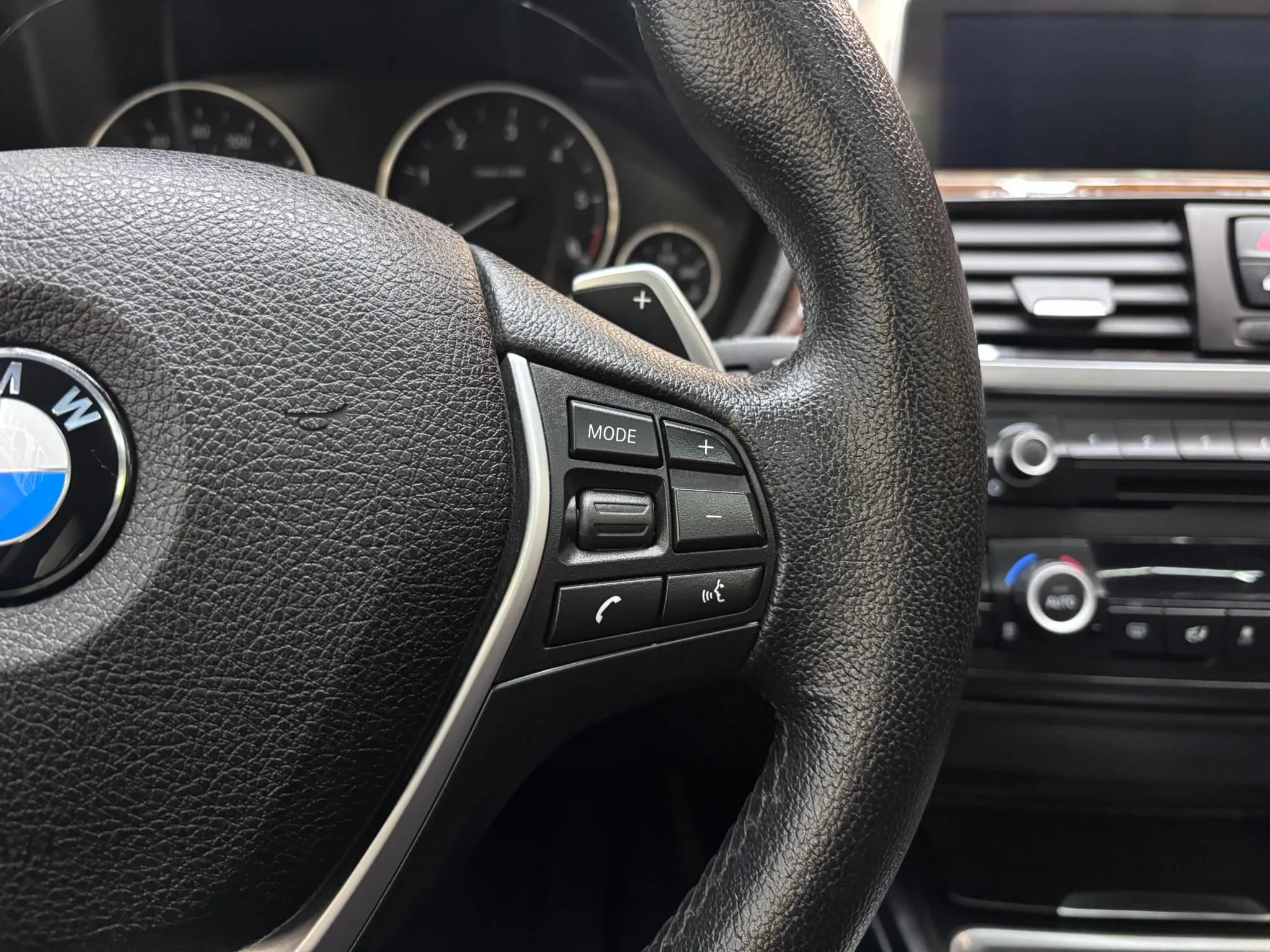 Used 2015 BMW 328d xDrive Wagon AWD/4WD image 15