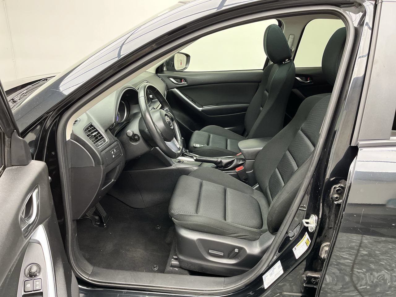 Used 2015 MAZDA CX-5 Touring w/ Bose/Moonroof Package AWD/4WD image 3