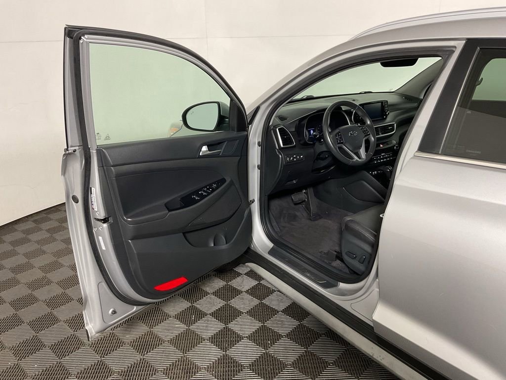 Used 2020 Hyundai Tucson Limited image 16