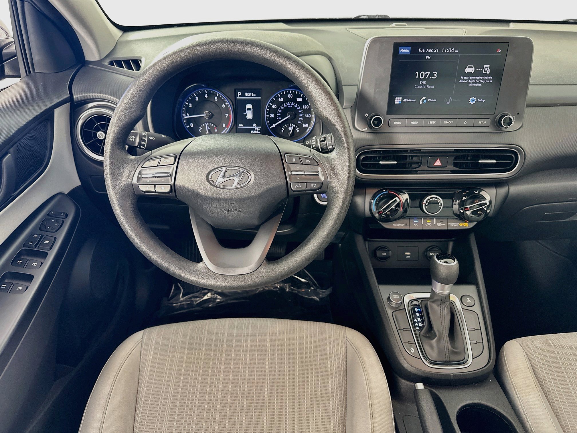 Used 2023 Hyundai Kona SEL AWD/4WD image 20