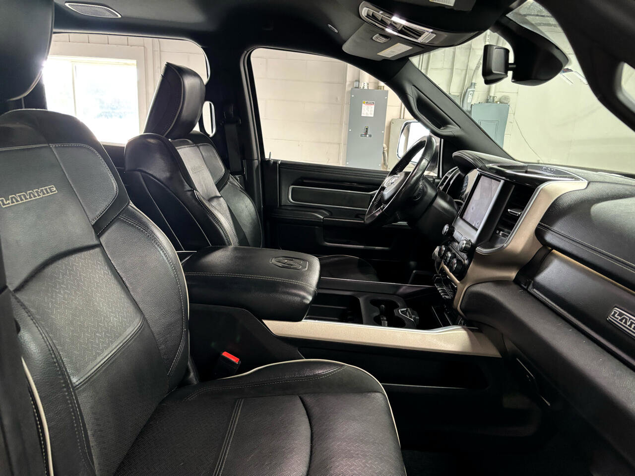 Used 2019 RAM 2500 Laramie image 22