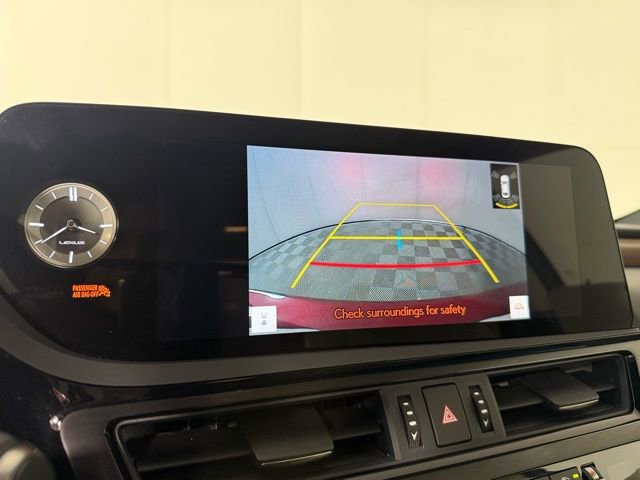 Certified 2025 Lexus ES 300h 300h w/ Premium Package image 20