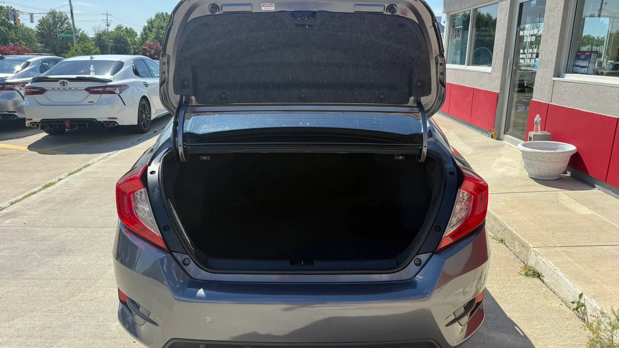 Used 2020 Honda Civic Sport image 21