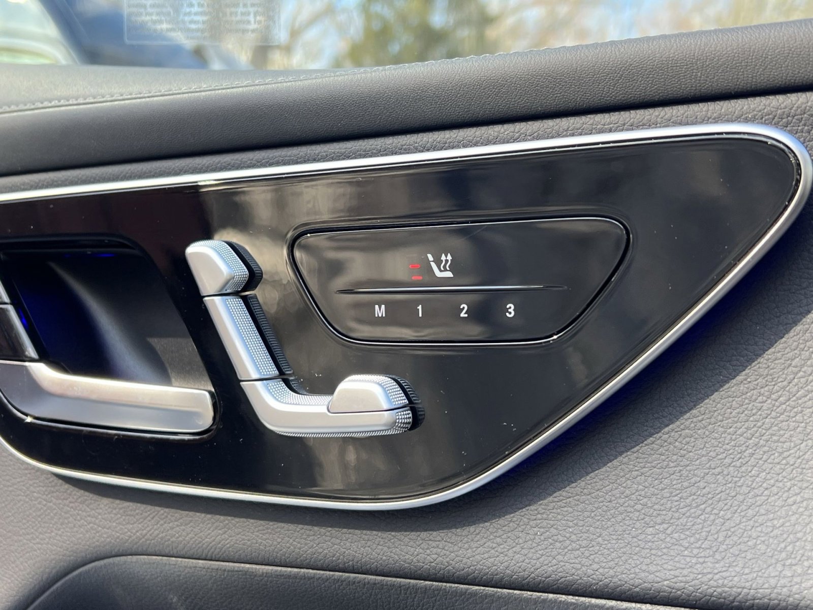 New 2026 Mercedes-Benz GLC 300 4MATIC image 33