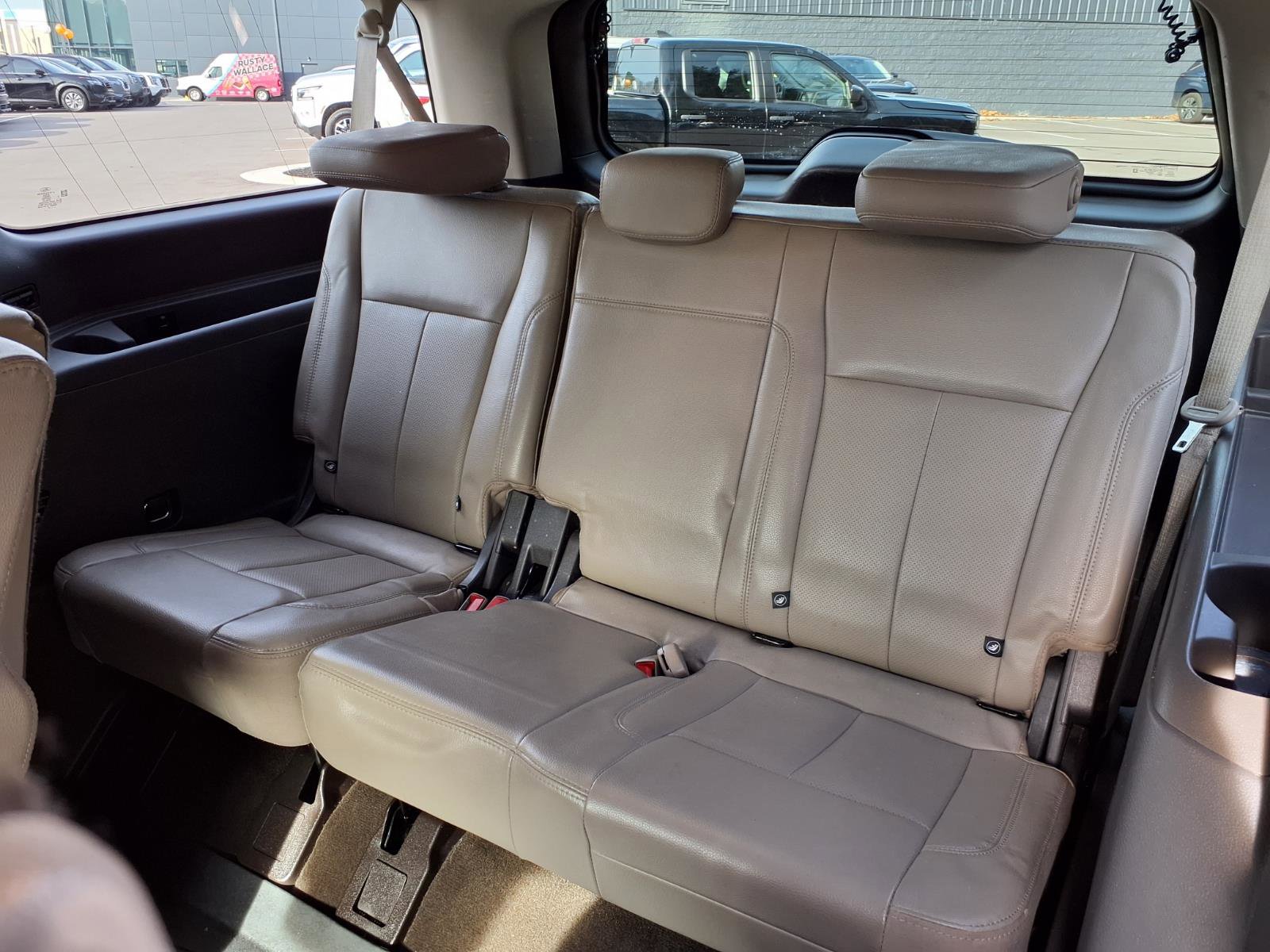 Used 2021 Ford Expedition Max XLT image 11