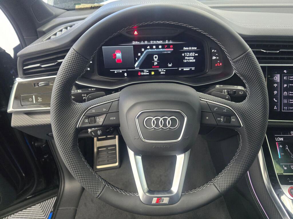 New 2026 Audi SQ7 Premium Plus AWD/4WD image 13