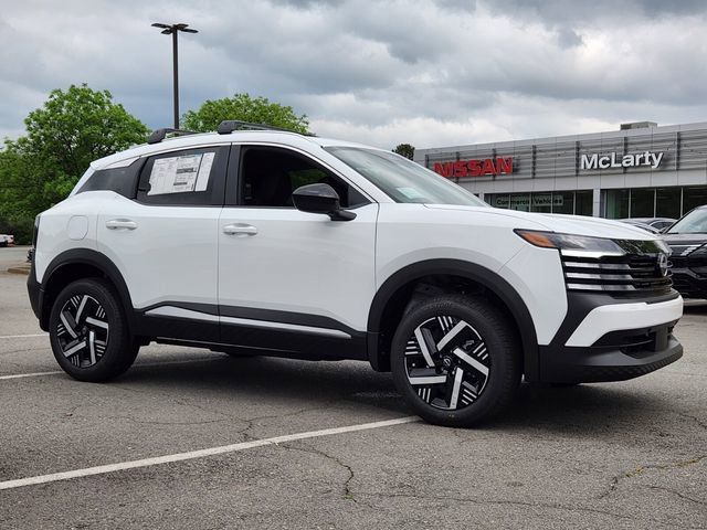 New 2026 Nissan Kicks SV FWD image 3