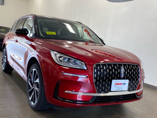 New 2025 Lincoln Corsair Grand Touring w/ Equipment Group 301A image 2