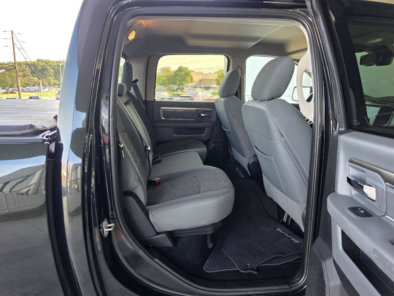 Used 2016 RAM 1500 Big Horn AWD/4WD image 10