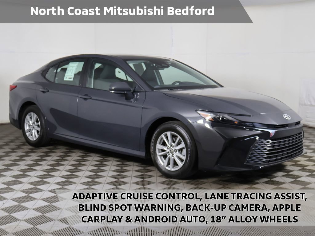 Used 2025 Toyota Camry LE FWD image 1