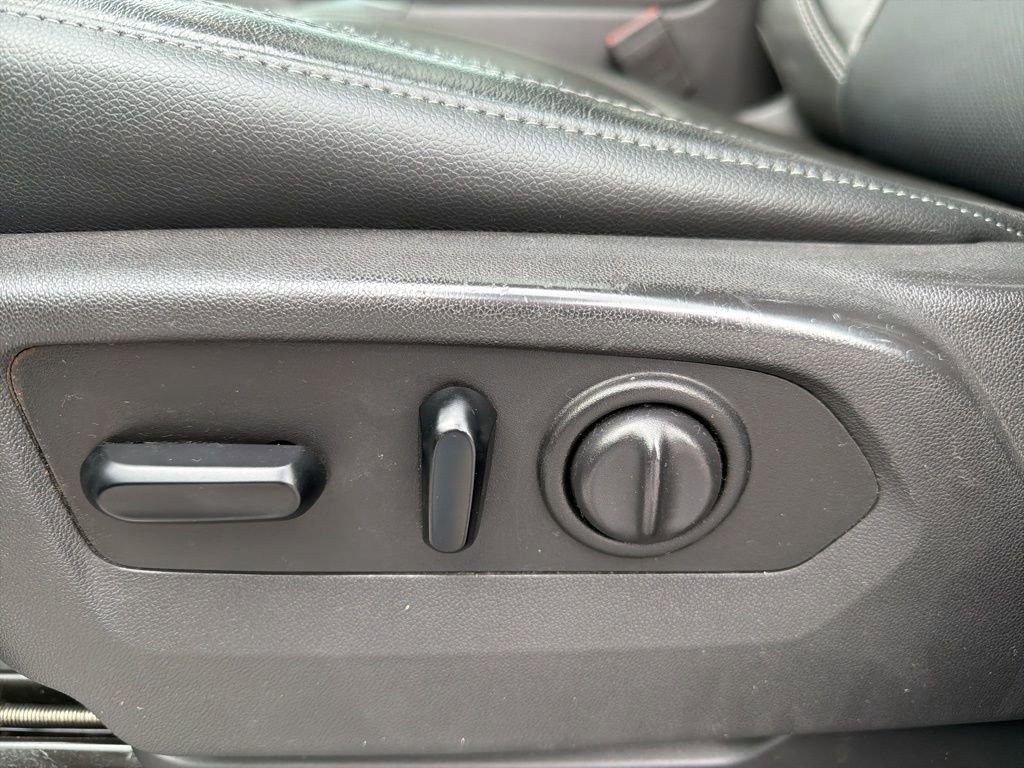 Used 2019 GMC Sierra 1500 SLT image 30