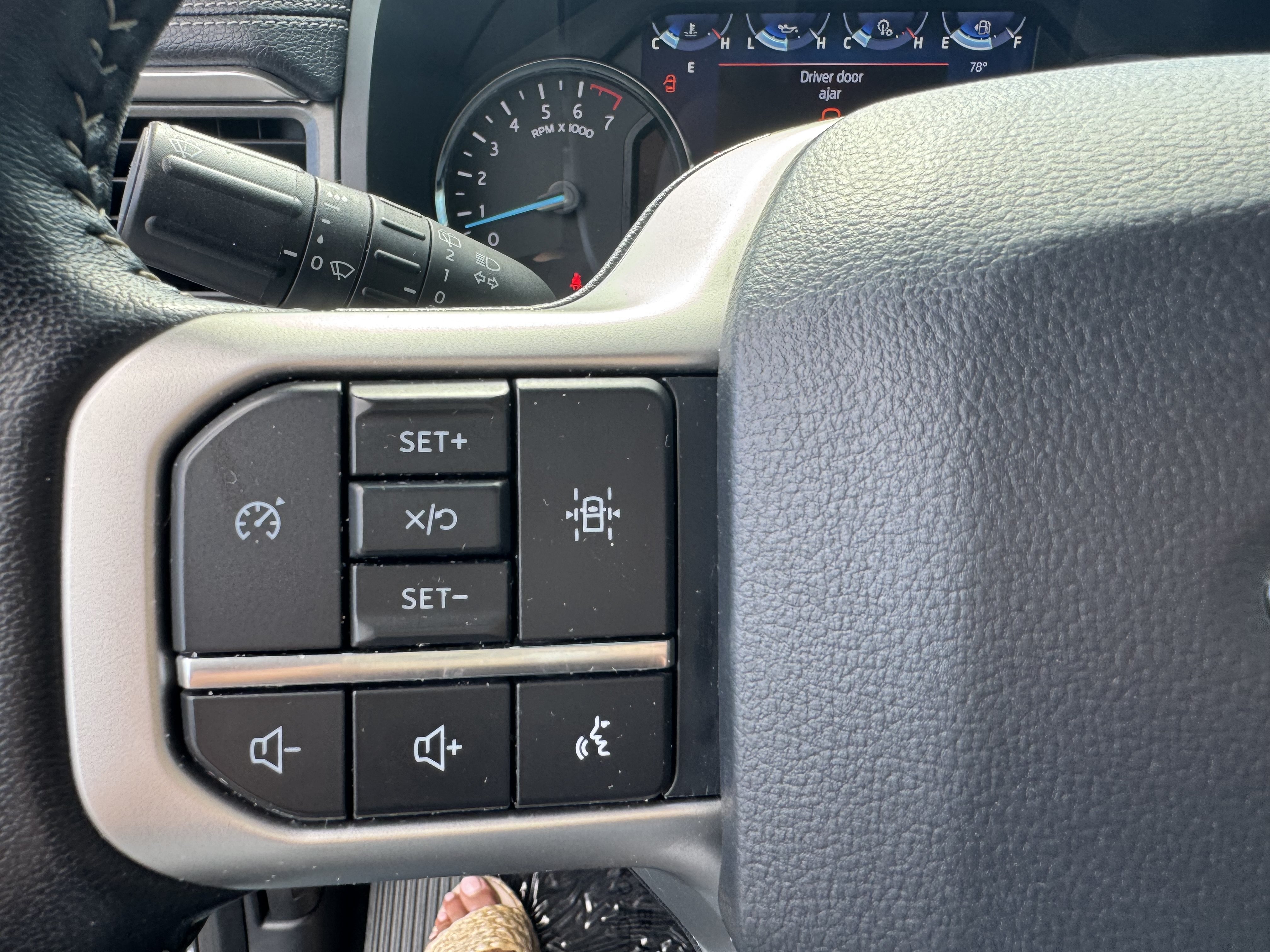 Used 2024 Ford Expedition Max XLT AWD/4WD image 13