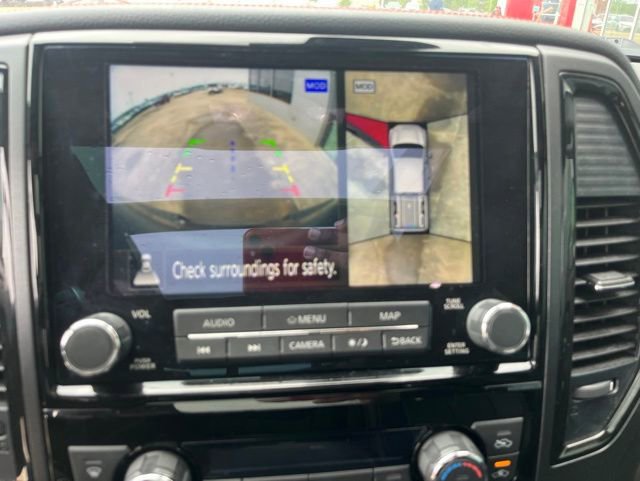 Used 2023 Nissan Titan PRO-4X w/ Pro-4x Convenience Package AWD/4WD image 14