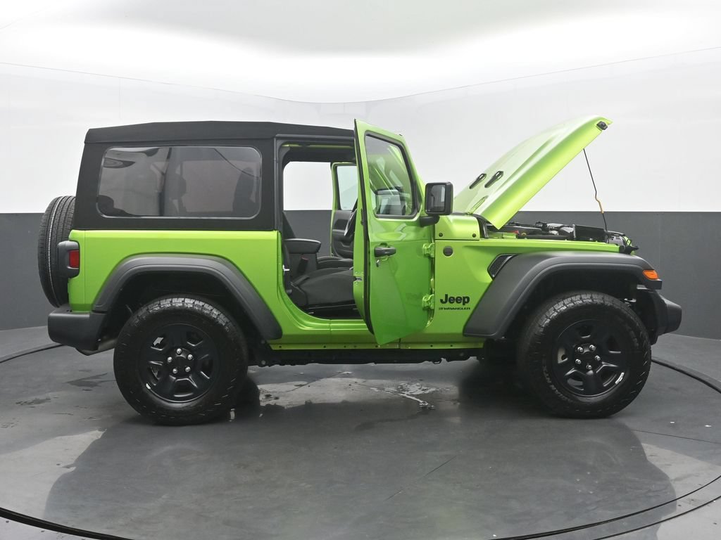 Used 2025 Jeep Wrangler Sport AWD/4WD image 54