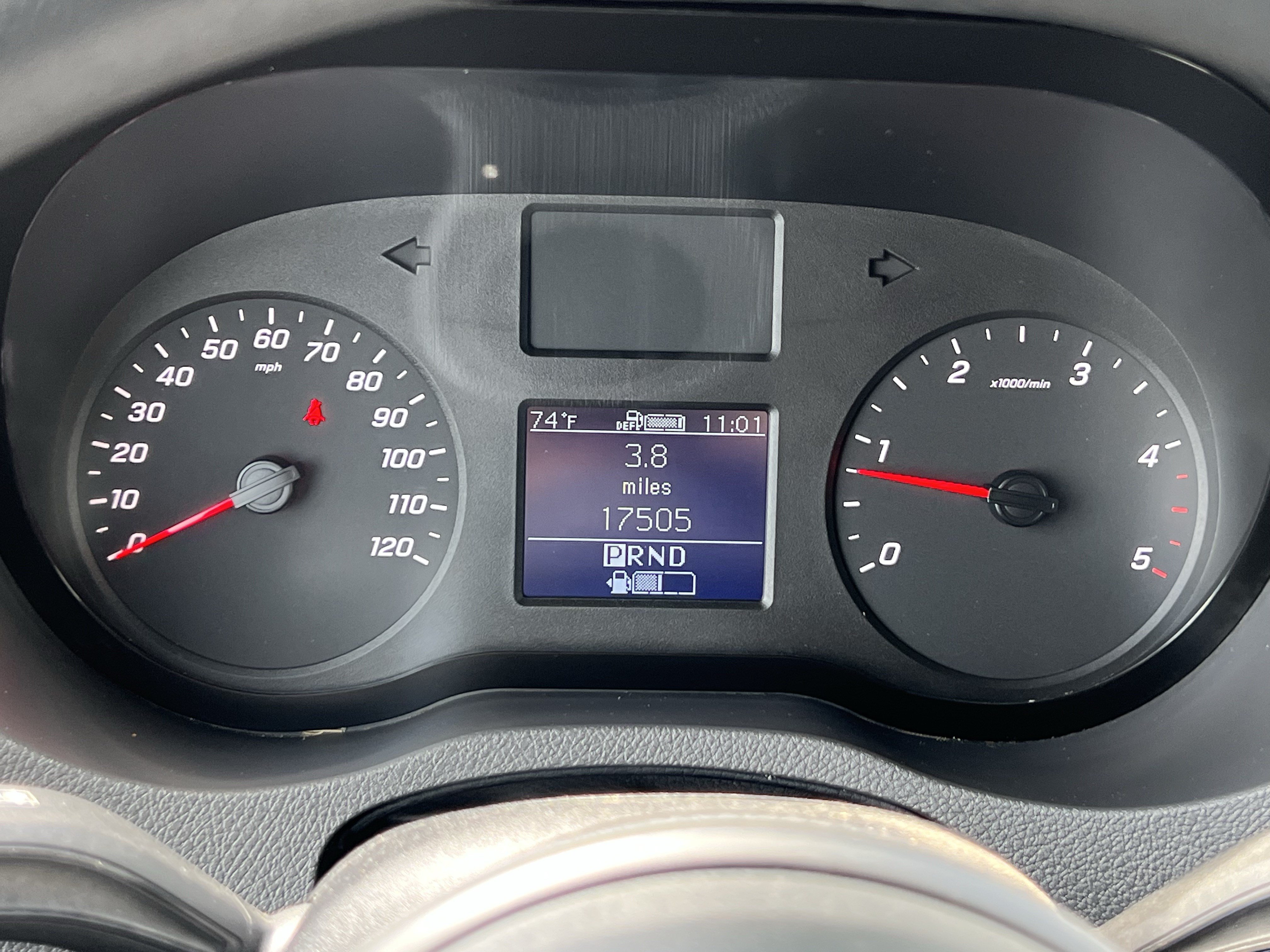 Used 2022 Mercedes-Benz Sprinter 2500 image 21