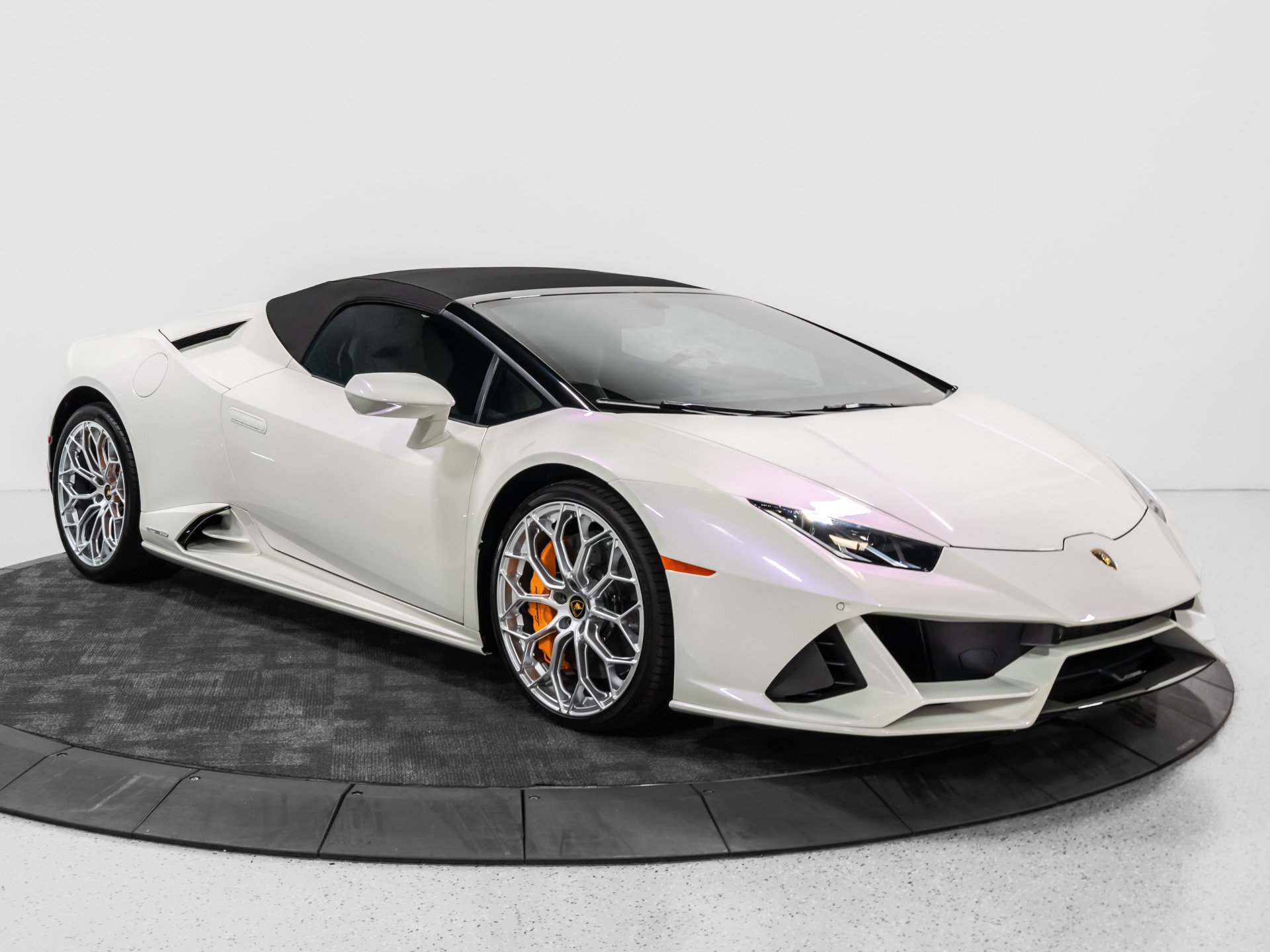 Used 2024 Lamborghini Huracan EVO AWD/4WD image 24