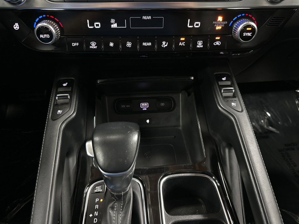 Used 2022 Kia Telluride SX w/ SX Prestige Package image 25