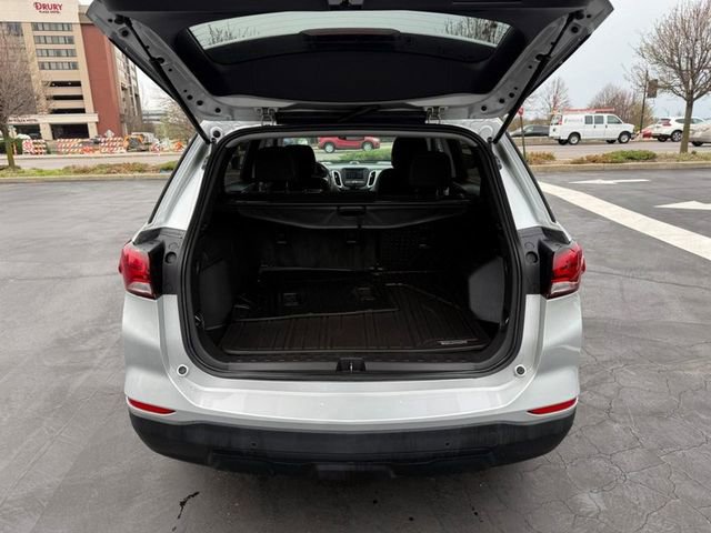 Used 2022 Chevrolet Equinox LS image 5