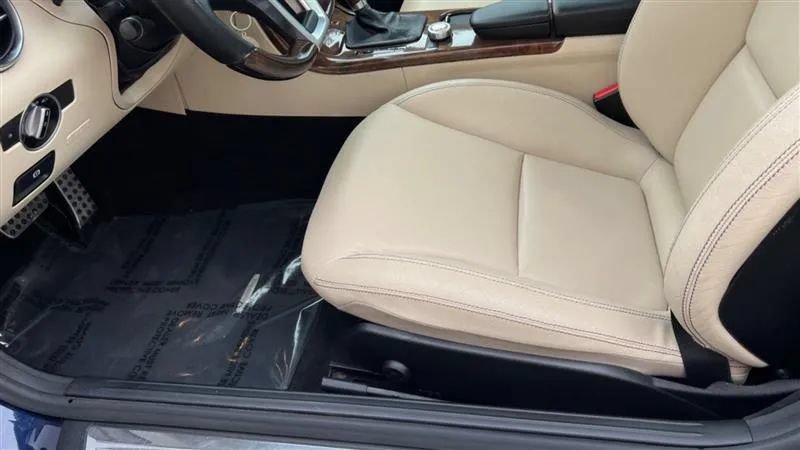 Used 2014 Mercedes-Benz SLK 250 image 27