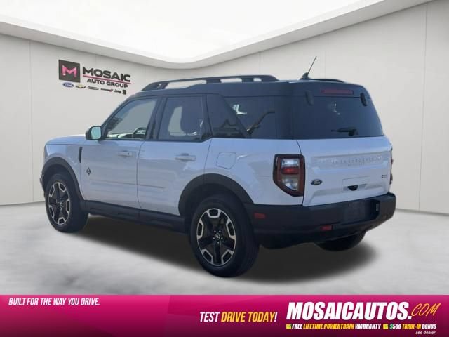 Used 2023 Ford Bronco Sport Outer Banks w/ Tech Package AWD/4WD image 5