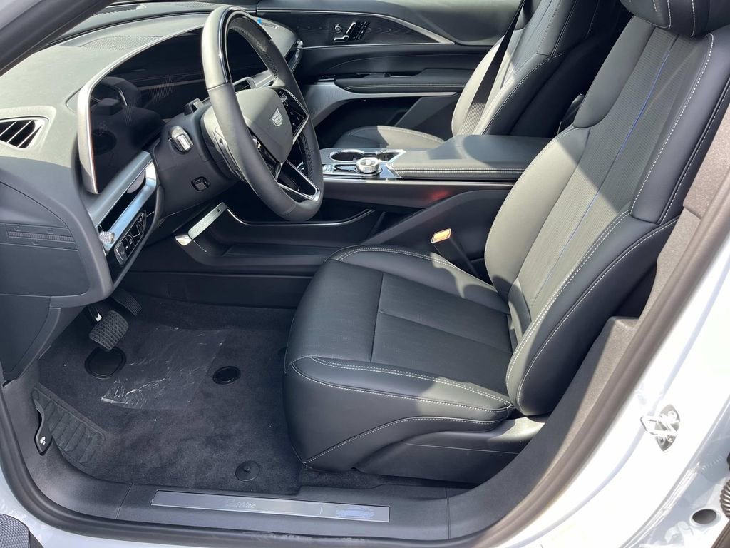 New 2026 Cadillac Lyriq Premium Sport image 18