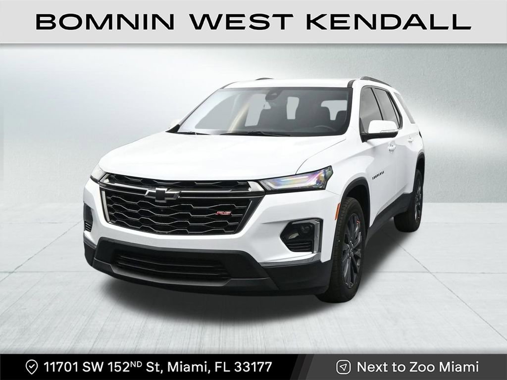Used 2023 Chevrolet Traverse RS image 8