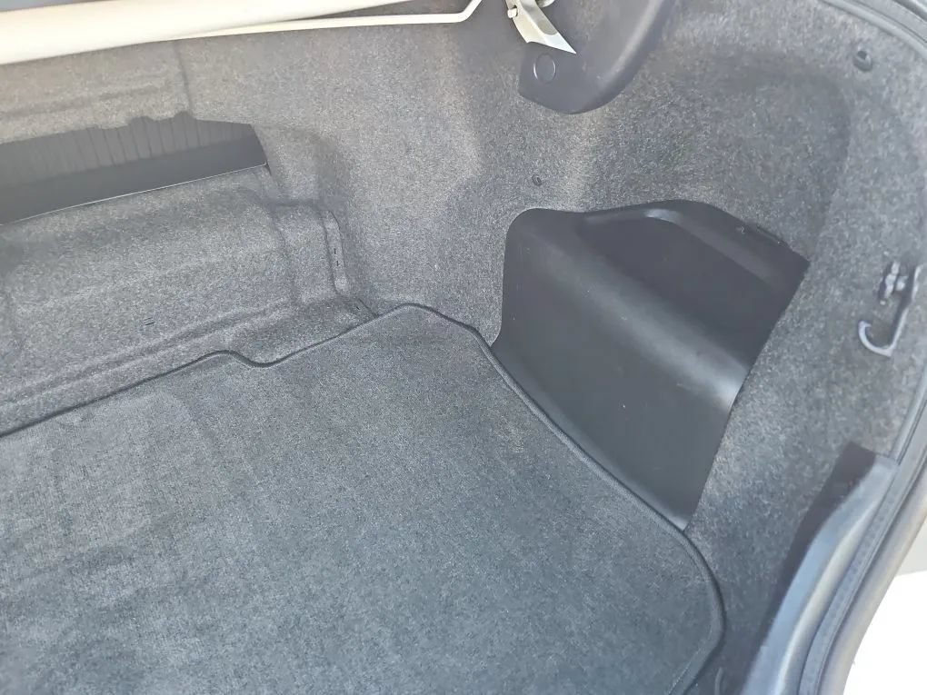 Used 2017 Toyota Camry XLE w/ Moonroof Package FWD image 21