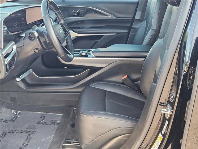 Used 2024 Cadillac Lyriq Sport RWD image 17