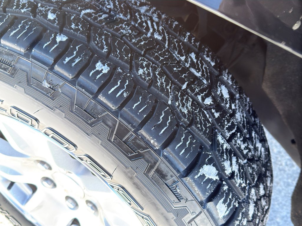 Used 2019 Chevrolet Silverado 1500 LD LT image 10