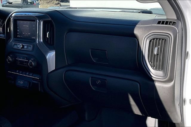 Certified 2022 Chevrolet Silverado 2500 Custom w/ Custom Value Package AWD/4WD image 16