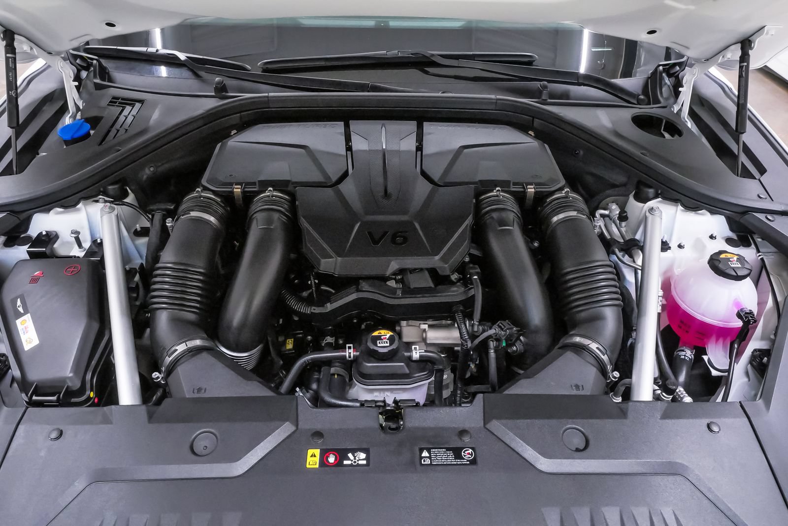 Certified 2026 Genesis GV70 3.5T Sport Advanced AWD/4WD image 27