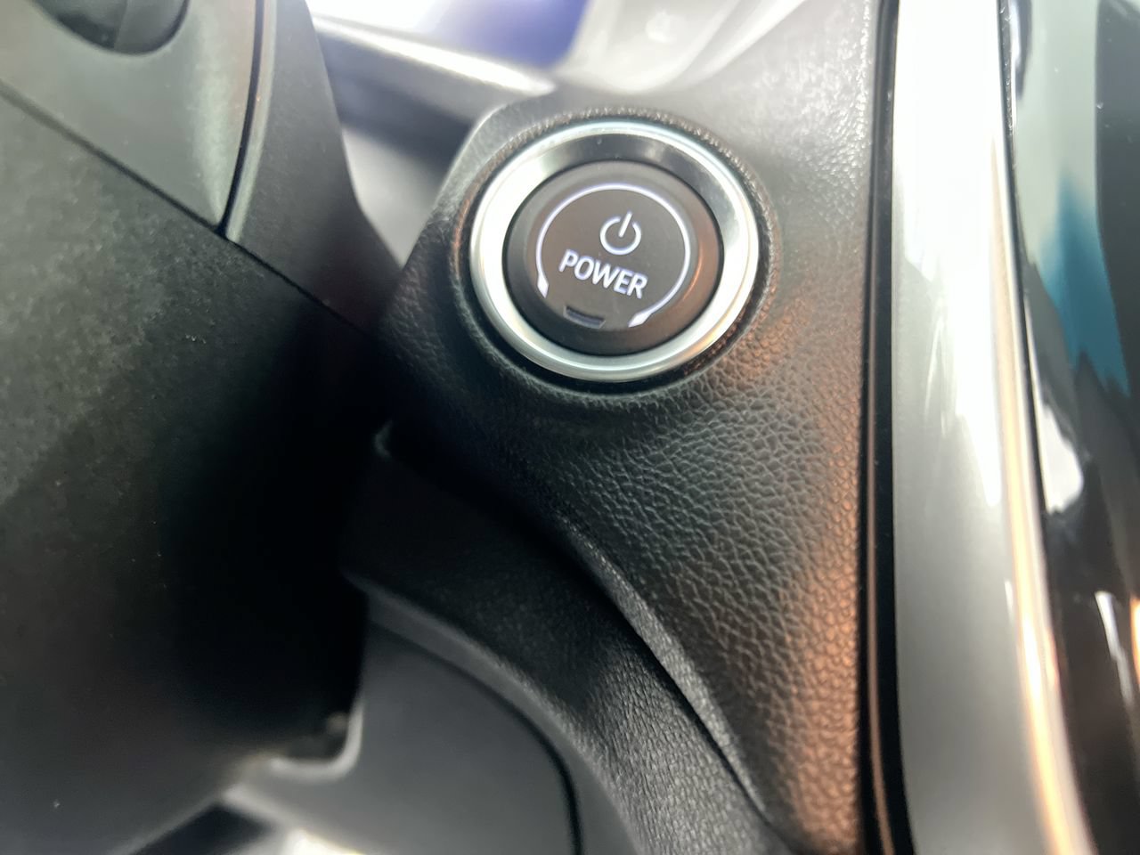 Used 2023 Chevrolet Bolt LT w/ Driver Confidence Package FWD image 16