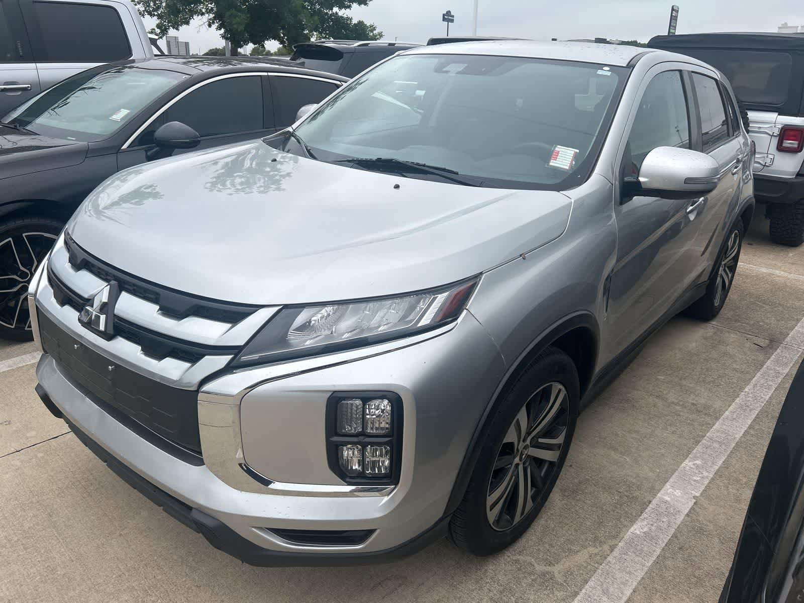 Used 2022 Mitsubishi Outlander Sport SE FWD image 1